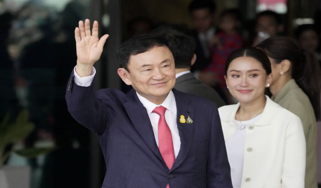 Thaksin1