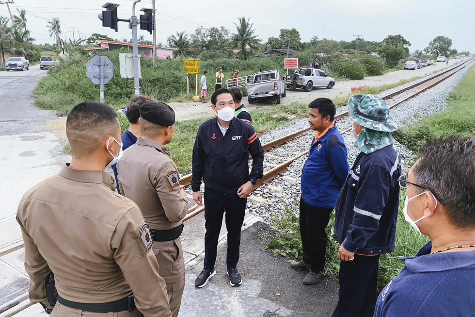 Train Collides With Pickup at Railway Crossing Killing 8 in Eastern Thailand