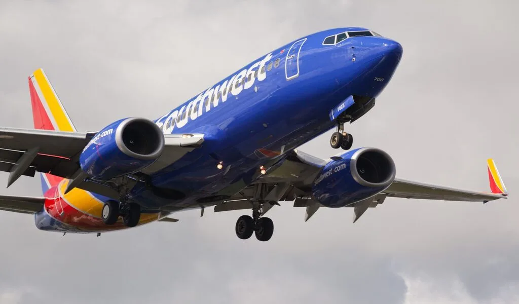 Unscheduled Southwest Airlines Stopover In Wichita To Drop Off a Flight Attendant