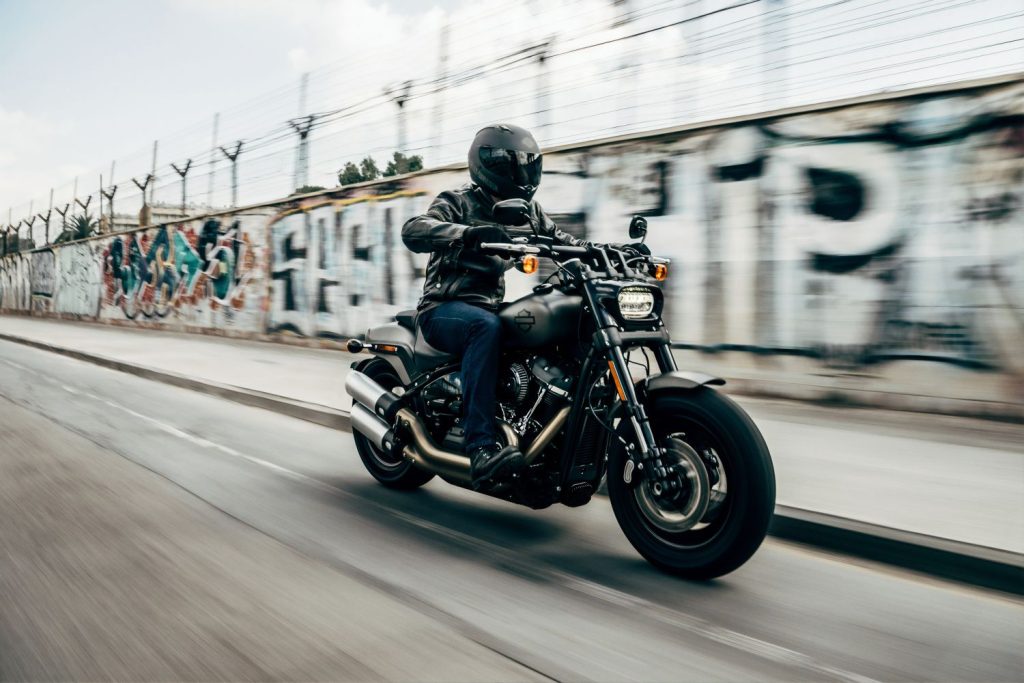 Safety First: The Importance of Noise Isolation in Motorcycle Earbuds