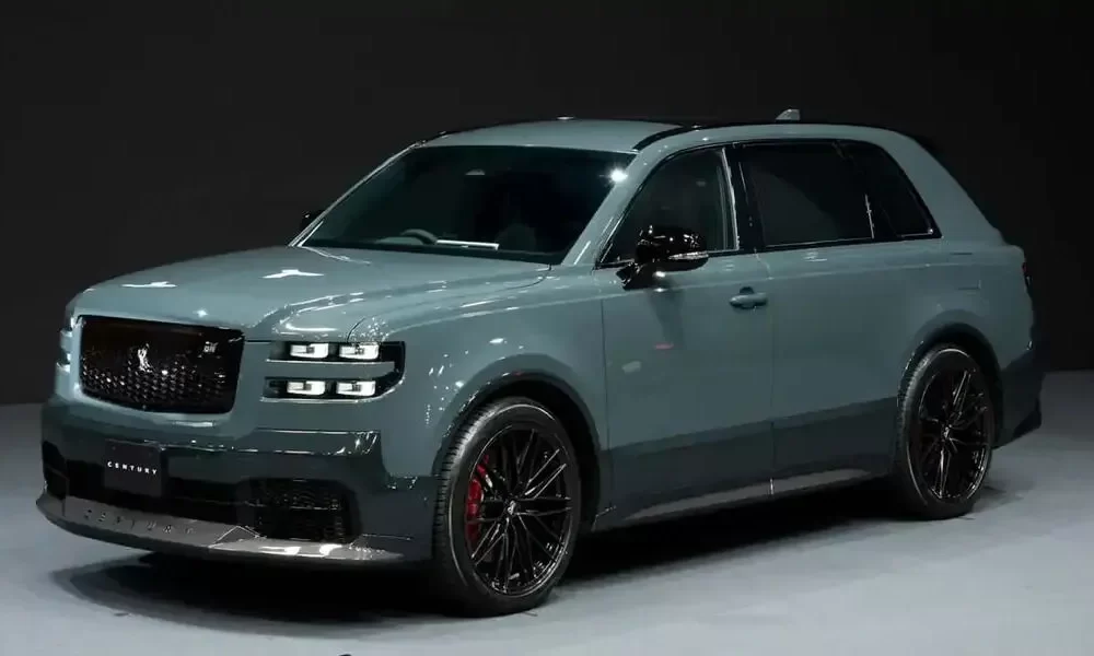 170,000 Toyota Century SUV Debuts With Fully Reclining Rear Seats