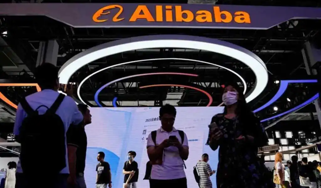 Ex-CEO Of Alibaba Exits Cloud Unit, Shares Drop 4%