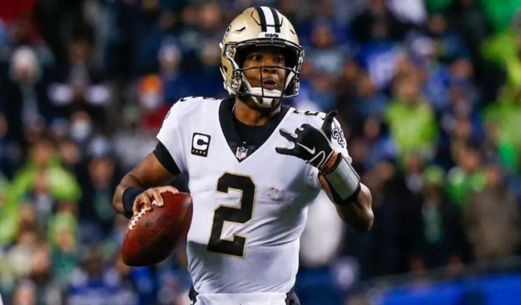 Week 4 Fantasy Football Waiver Wire Targets & FAAB Advice: Quarterbacks