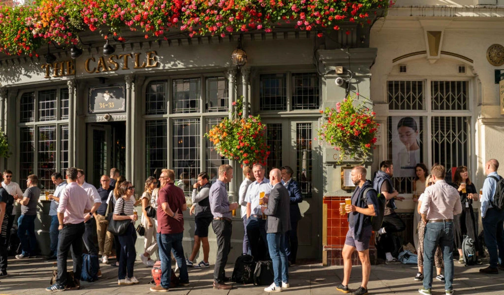 Britain’s Economy Shrinks at Fastest Pace in Seven Months