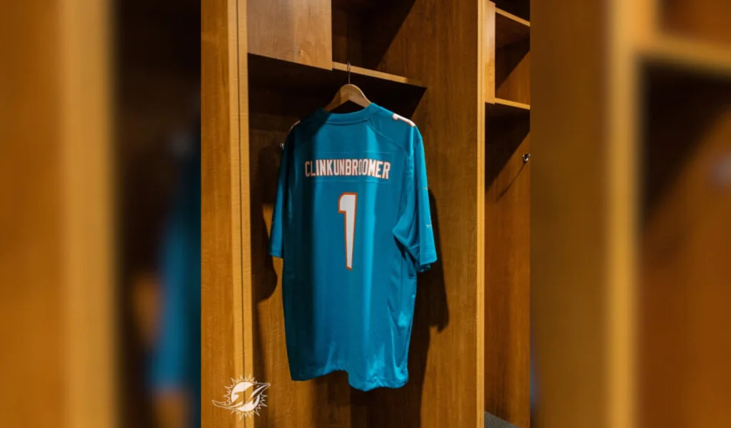 Miami Dolphins Honor Slain Los Angeles Deputy Sheriff Ryan Clinkunbroomer