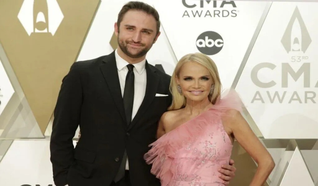 Kristin Chenoweth And Josh Bryant Were Married In Dallas