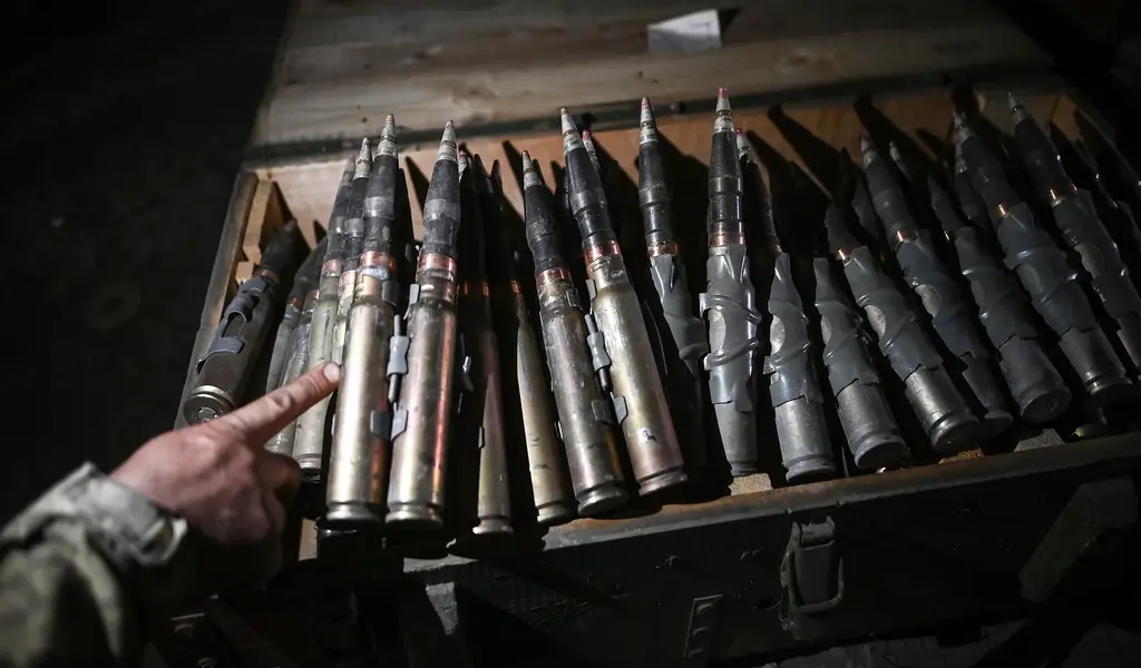 U.S. Helped Pakistan Get IMF Bailout With Secret Arms Deal For Ukraine