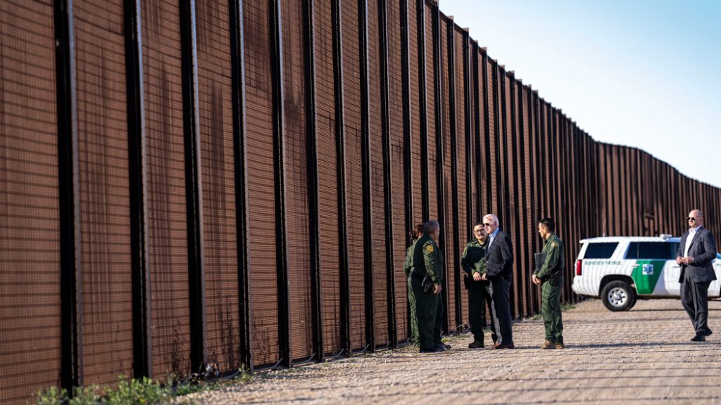 venezuelans us border