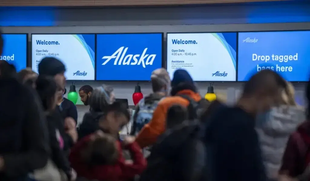 Alaska Airlines Pilot Accused Of 83 Counts Of Attempted Murder
