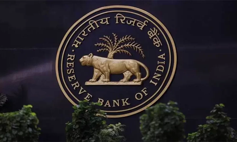 RBI Holds Charges; Alerts Tight Coverage On Inflation Issues