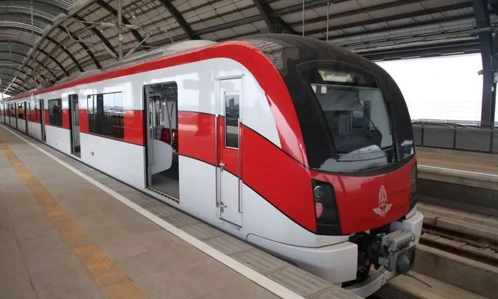 Bangkok’s 20-baht Electrical Teach Program Raises Ridership on Important Traces by means of 30%