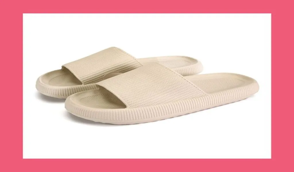 Cloud Slides vs. Traditional Slippers Which One Is Right for You