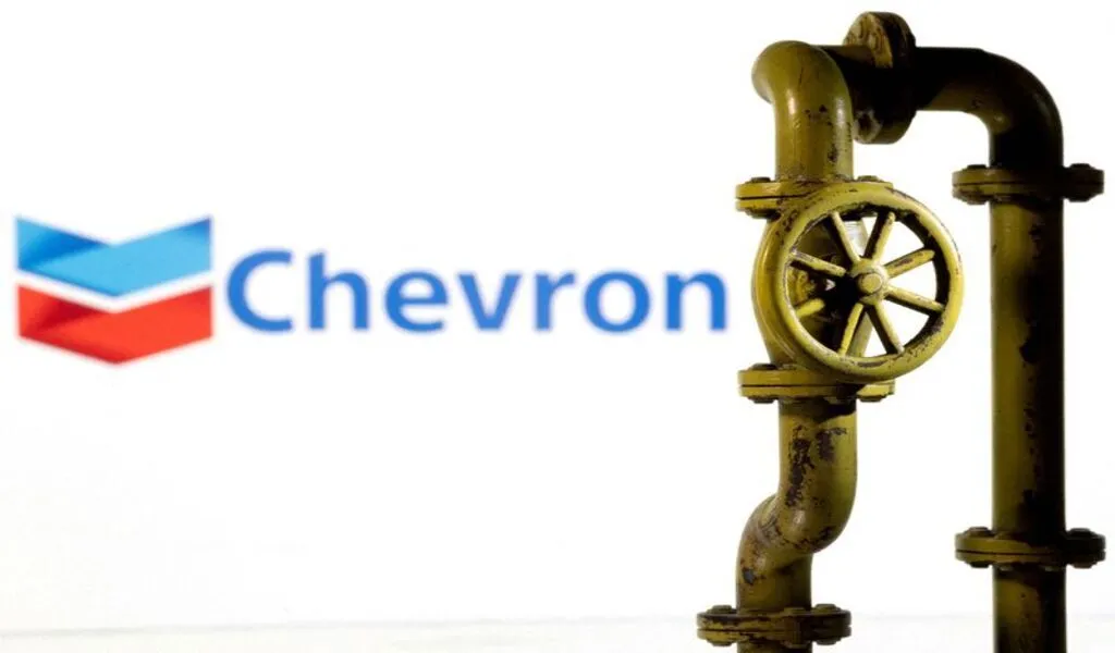 Chevron Shares Tumble After Third-Quarter Profits Slump