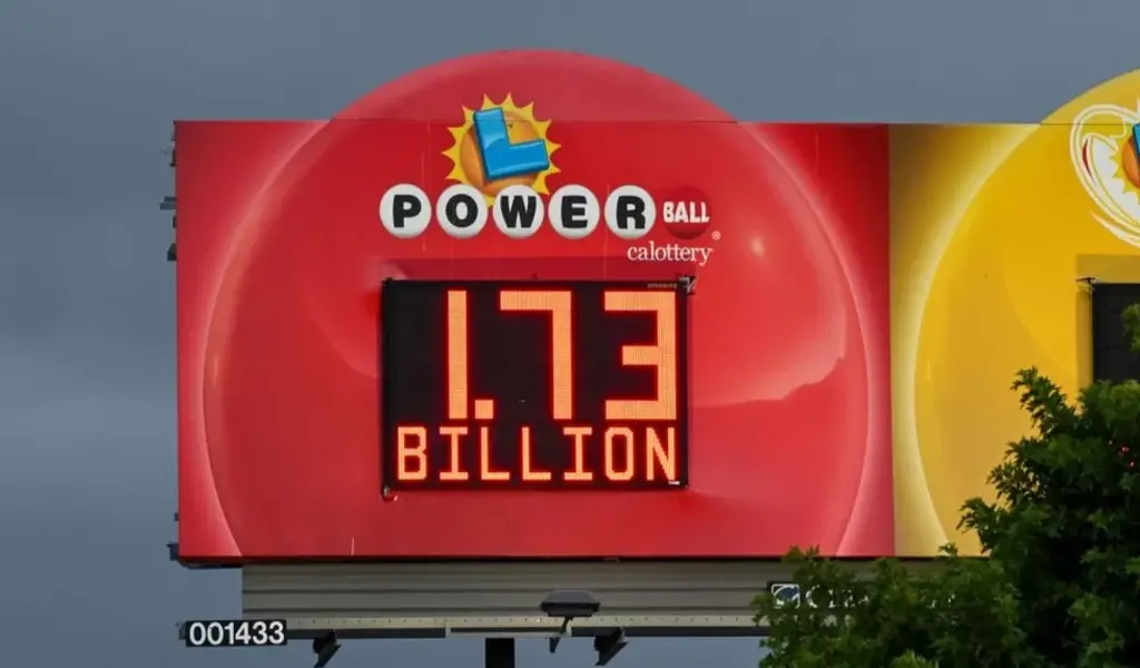 Record-Breaking $1.76 Billion Powerball Win in California