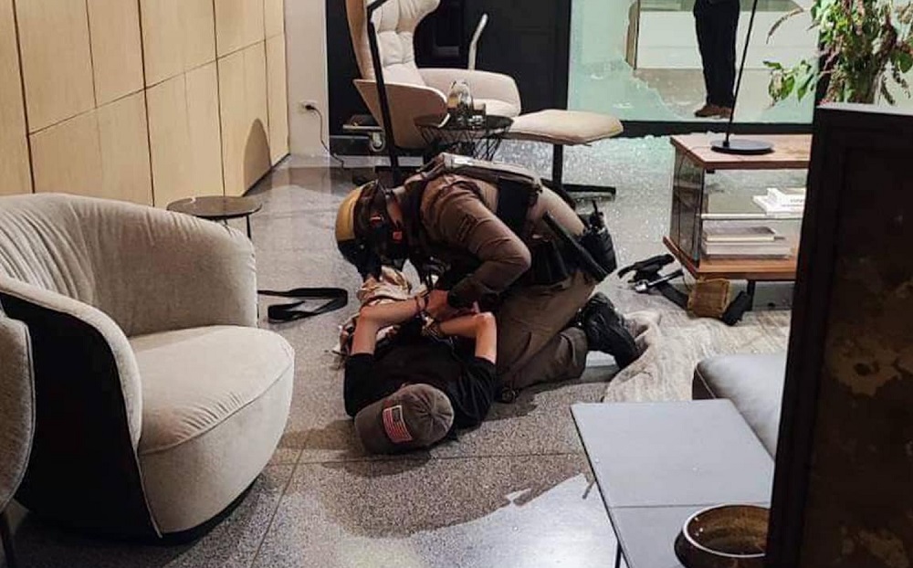 Teen Kills 3 People at Siam Paragon Shopping Mall in Bangkok