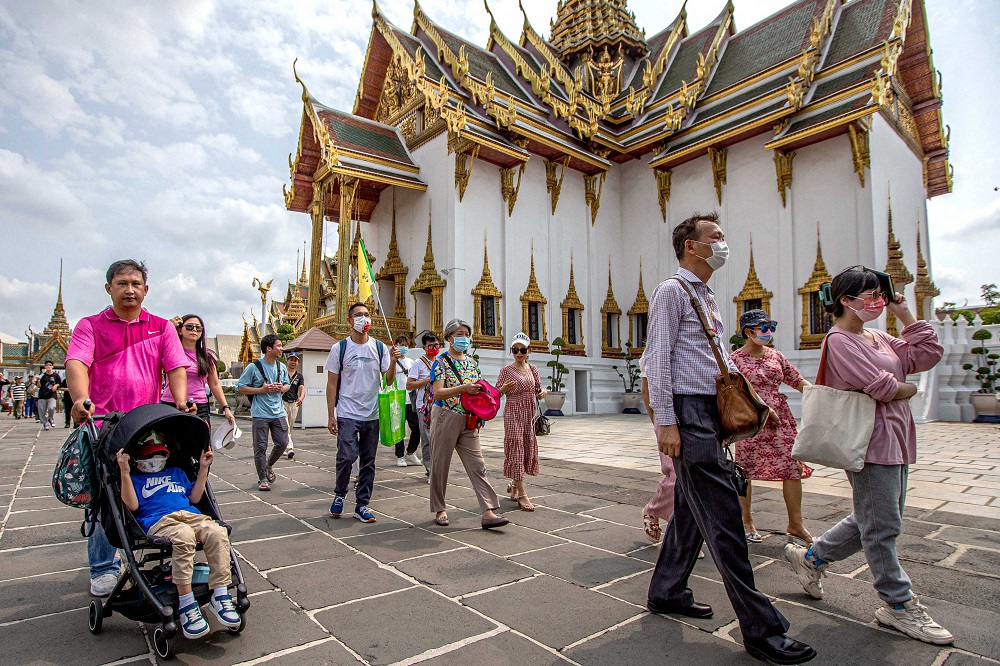 Chinese Tourists Bring 4 Billion to Thailand After Visa Waivers 1