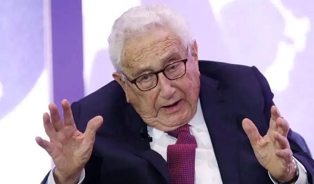 Henry Kissinger, Influential U.S. Diplomat and Nobel Peace Prize Winner, Dies at 100