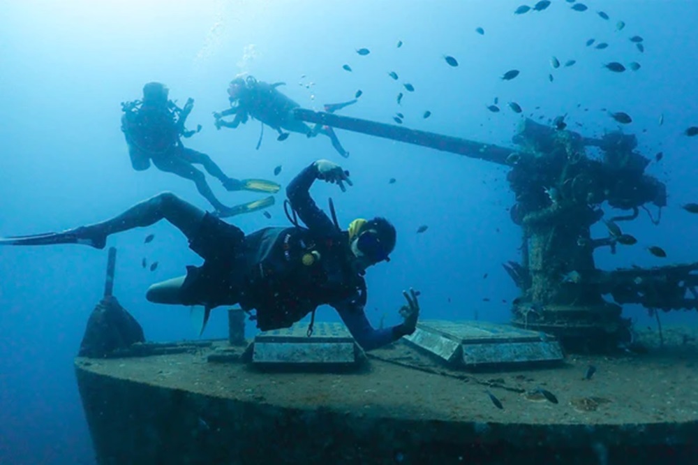 Koh Tao Wrecks Delving into the Depths of History