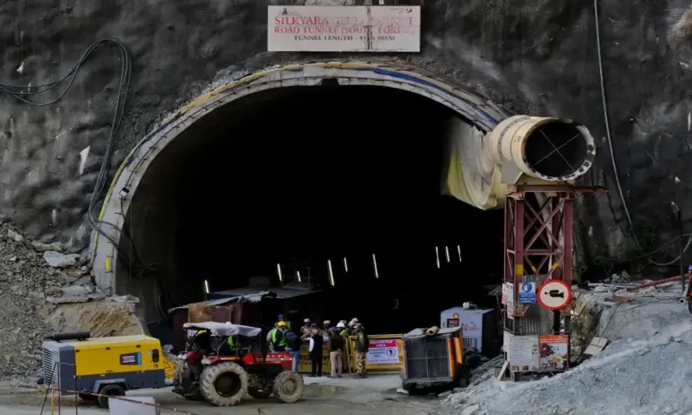 Pressing Rescue: Unutilized Handbook Digging for 41 Trapped Staff in Indian Tunnel