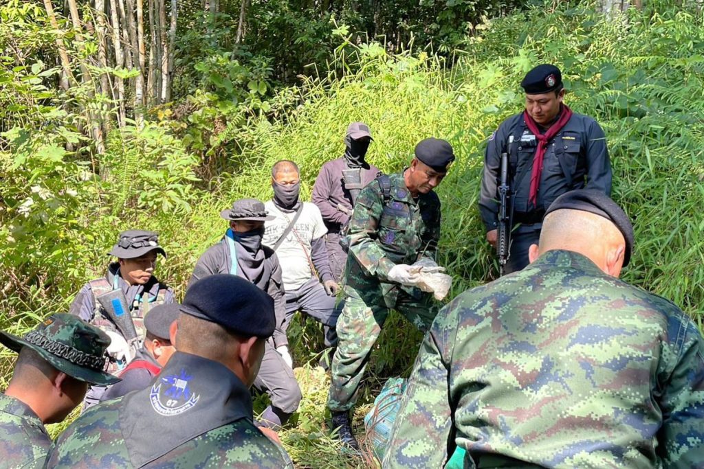 Firefight in Chiang Mai Leads to Soldiers Seizing Heroin and Methamphetamine from Drug Runners