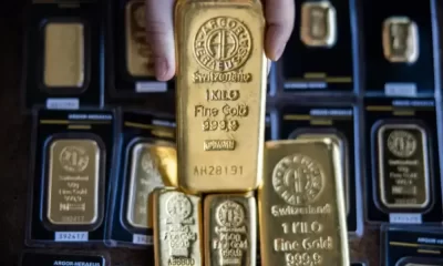 Gold Prices Stable As US Dollar Rise Offsets Yield Decline.