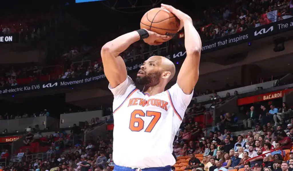 The Knicks Re-Sign Taj Gibson For One Year