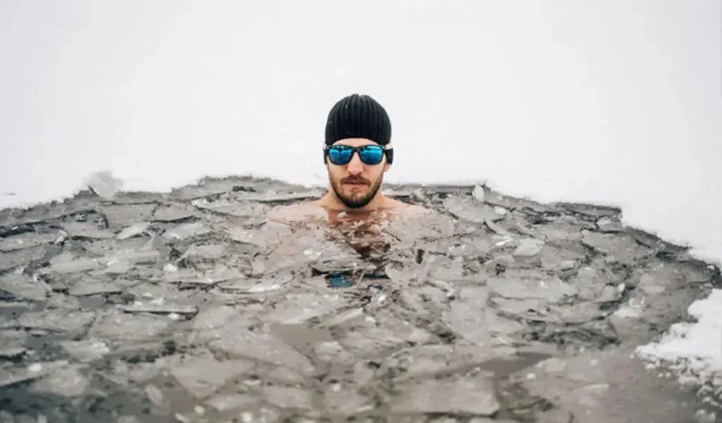 Analyzing Ice Baths: Exploring Cold Water Therapy.