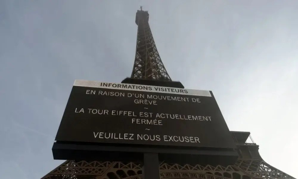 Eiffel Tower12