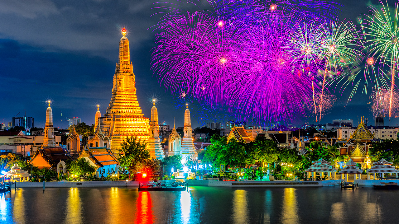 TR Top10 Best Places In The World To Celebrate New Years Eve GETTY G1C4X3 1080p30