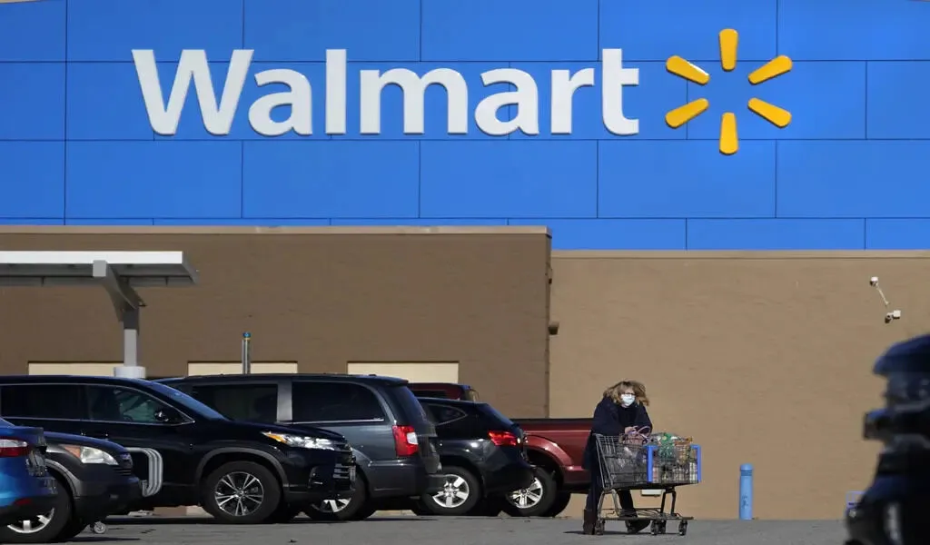 Walmart Extends Holiday Return Policy. Here's What You Need to Know.