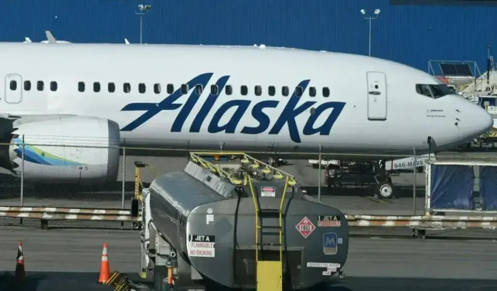Alaska Airlines Resumes Boeing 737 MAX 9 Flights After Inspections