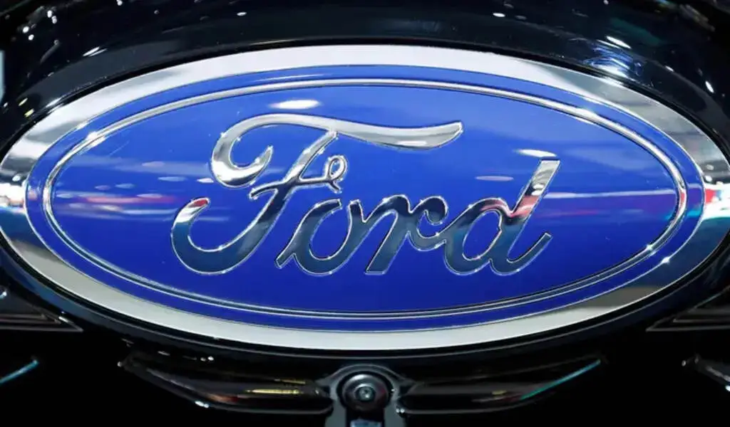 Ford Cuts F-150 Lightning EV Production, Adds Bronco Ranger Jobs