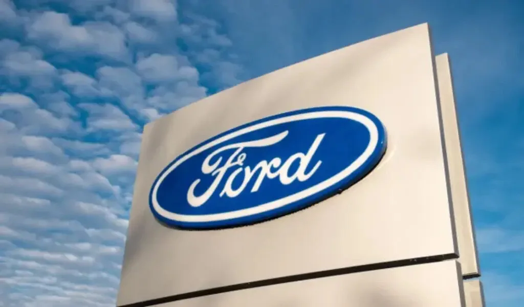 Lincoln And Ford Unveil New Connected Car Services