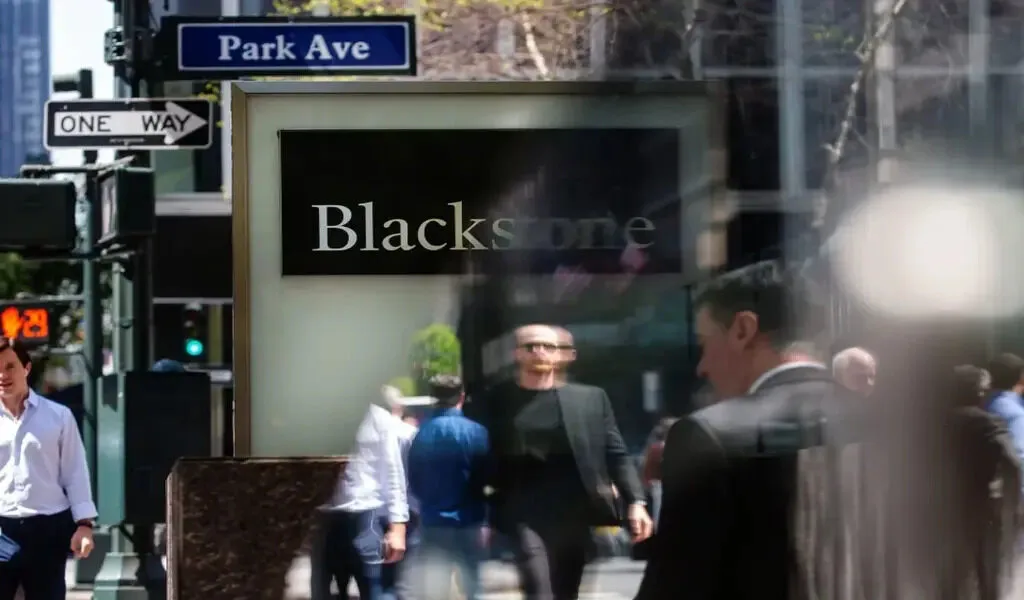 Blackstone Ventures Sells Signature Loans Worth $1.8 Billion