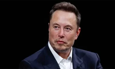 Report: Elon Musk Earns More Than $400K An Hour