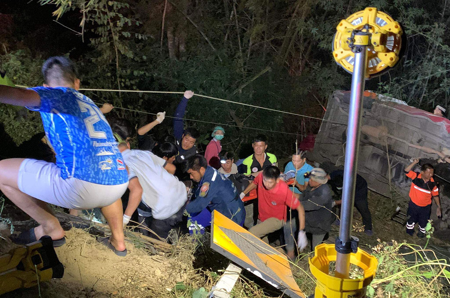 Passenger Van Crashes in Northern Thailand Killing Driver, Injuring 13 Danish Tourists