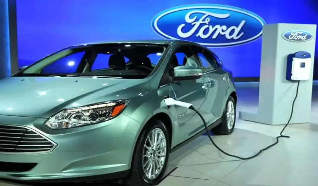 Ford's Raising Dividends And Slowing Electric Car Production