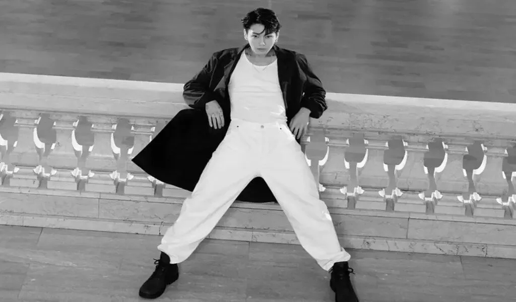 A Behind-The-Scenes Look At Jung Kook's Calvin Klein Jeans Campaign