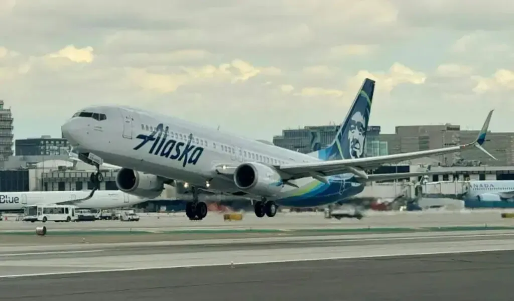 Alaska Airlines' Door Panel Blew Out Mid-Flight, DOJ Opens Investigation