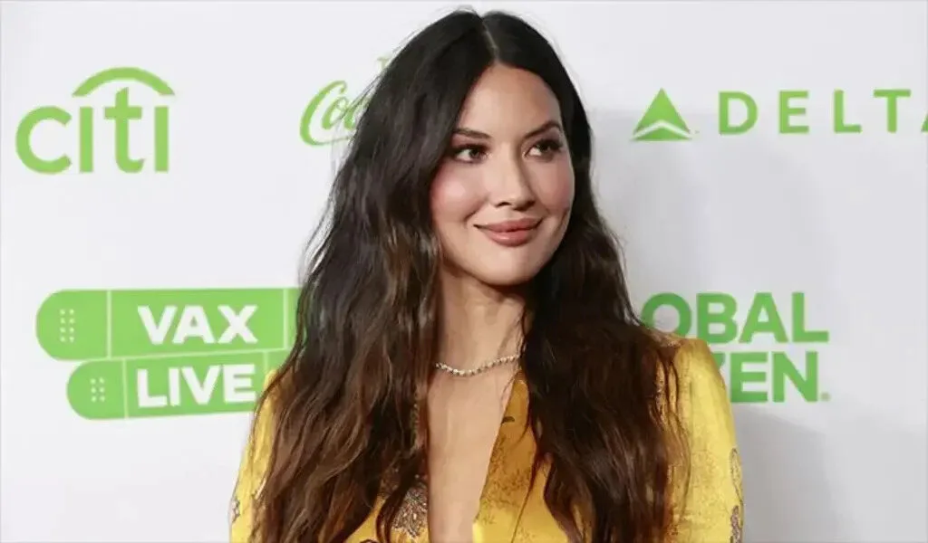 Olivia Munn's Breast Cancer Diagnosis Prompts Her To Step Out Of The Spotlight