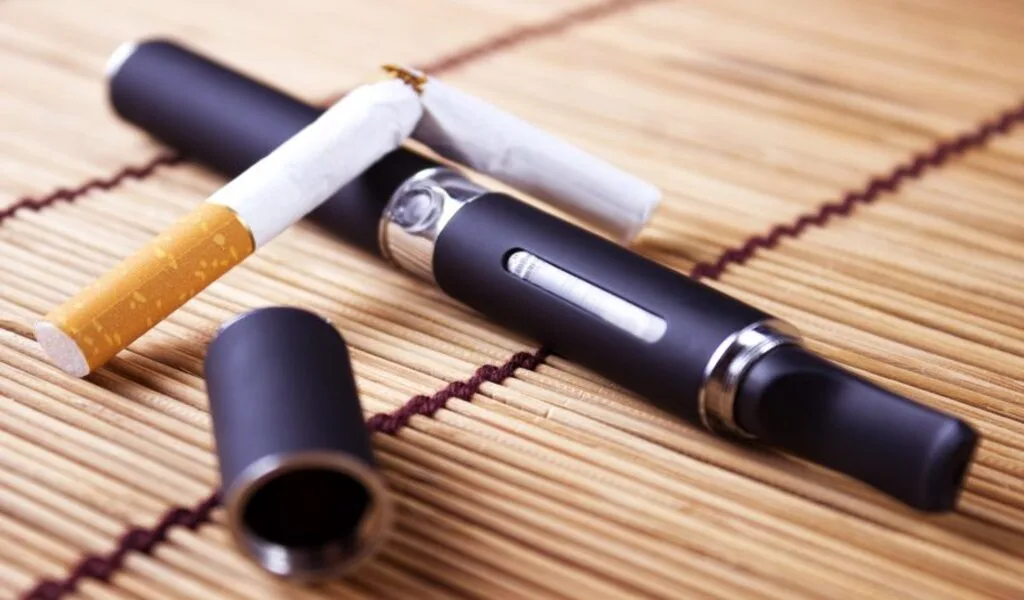 How to Keep Safe When Buying Electronic Cigarettes Online