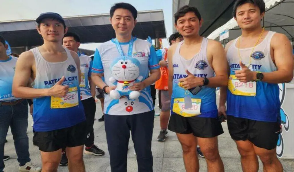 Pattaya Receives Doraemon Doll for 'Doraemon Run 2024 Thailand' Event
