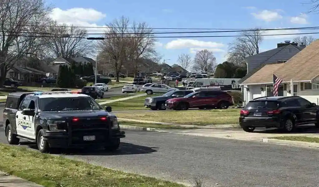 Shootings In Pennsylvania Suburbs Kill At Least 3 People, Suspect Sought