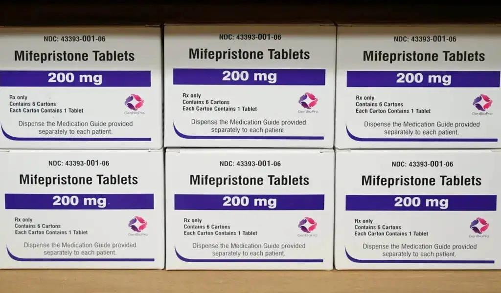 CVS And Walgreens Pharmacies Will Soon Dispense Mifepristone