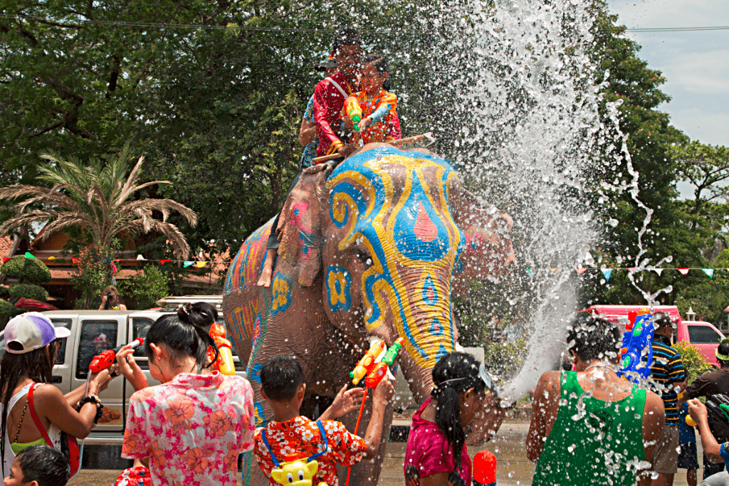 th songkran in ayutthaya province