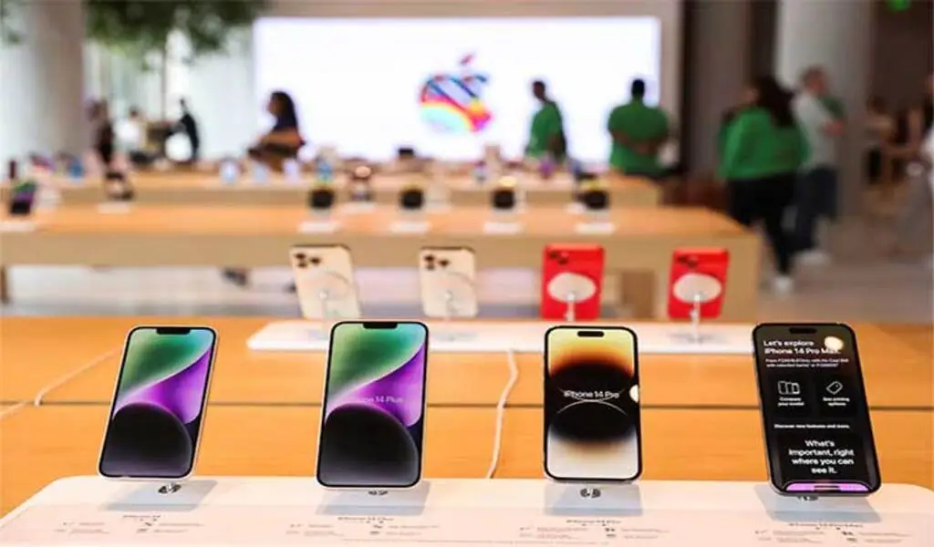 Apple's India iPhone Output Hits $14 Billion, News Says