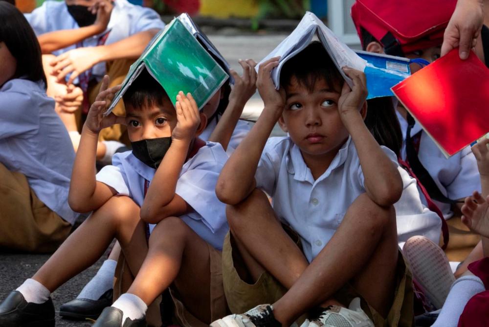 Philippines Shutters Schools