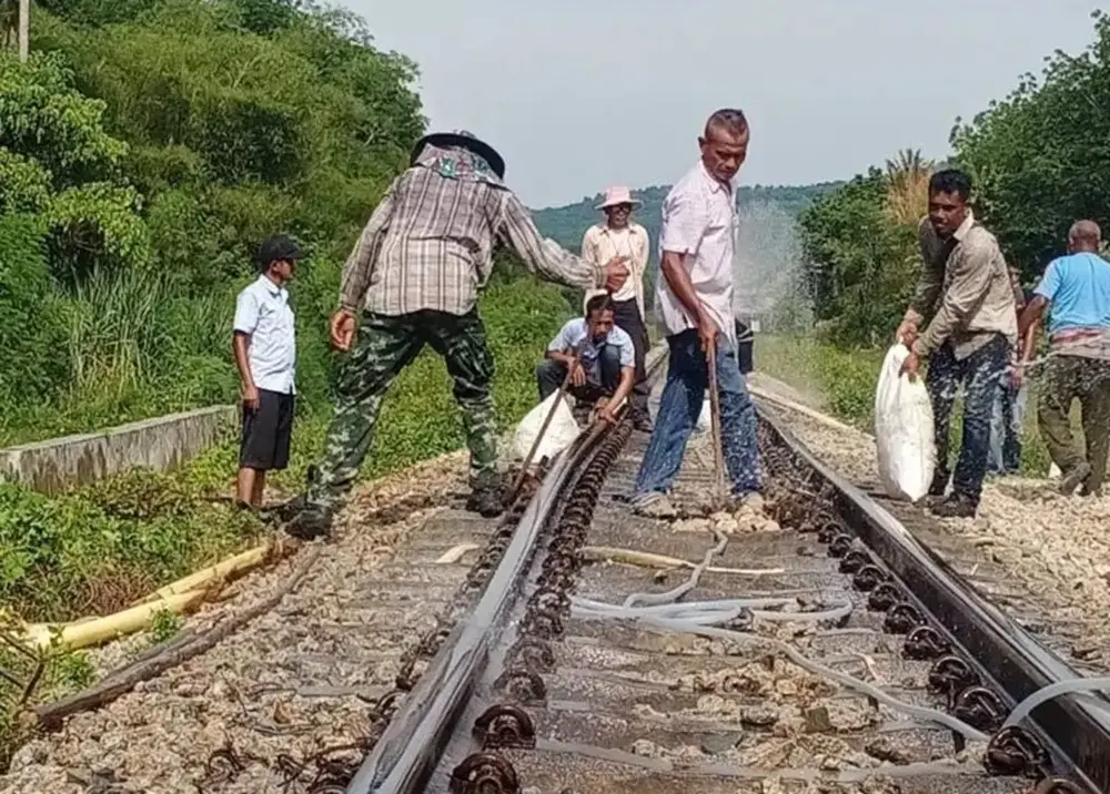 Heatwave in Thailand Causes Railway Tracks to Warp