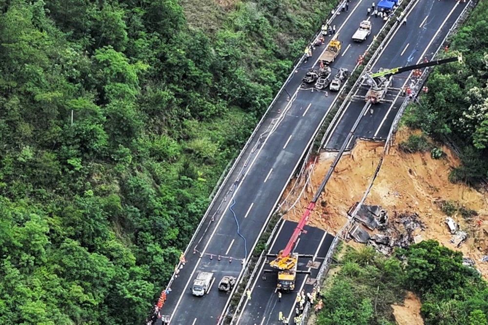 Highway Collapse in Guangdong China