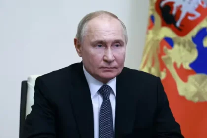 Putin alerts Usa against Putting Long-range Missiles in Germany